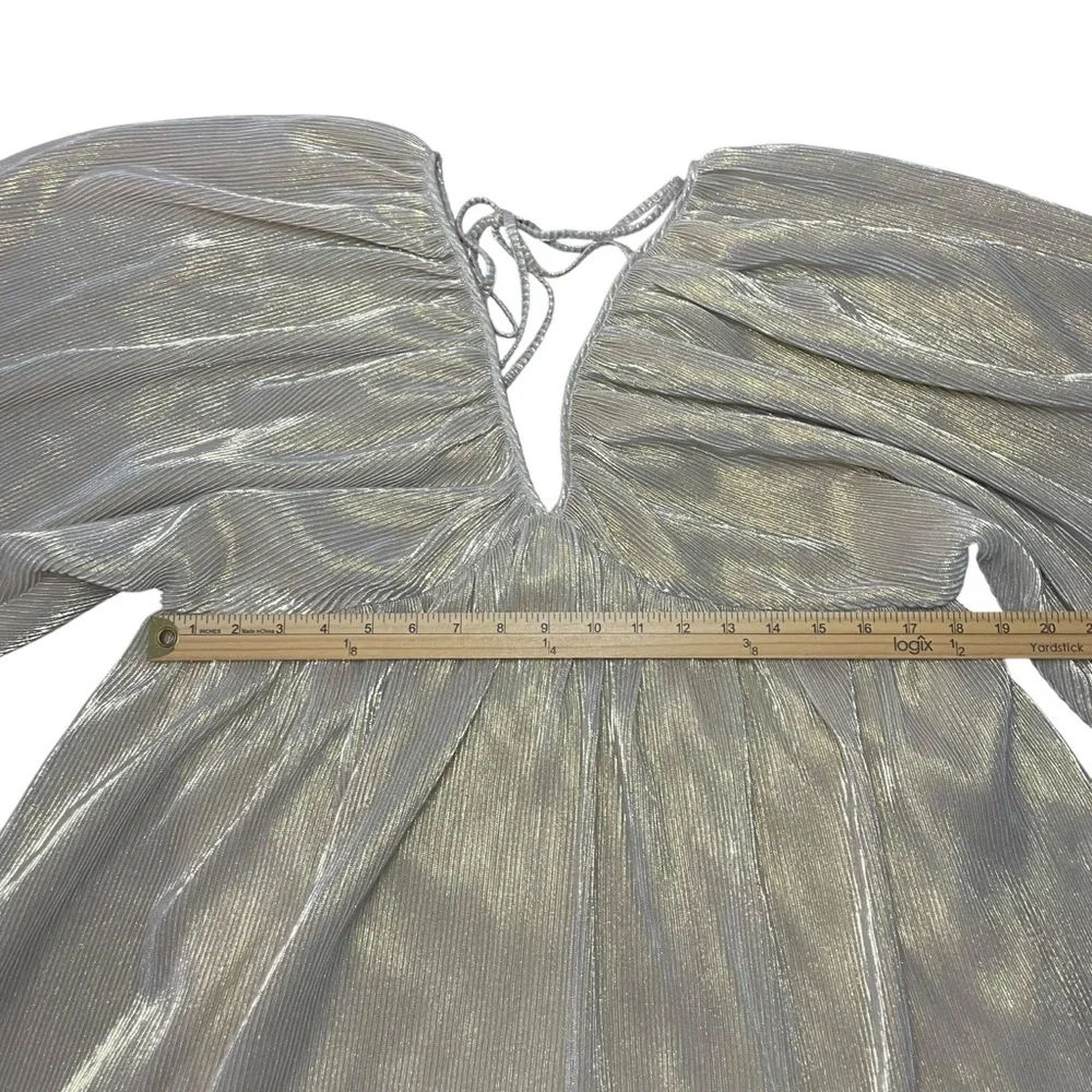 Mable Gold Plunge Neck Flowy Pleated Cocktail Dress Balloon Long Sleeve Mini L - Picture 6 of 13